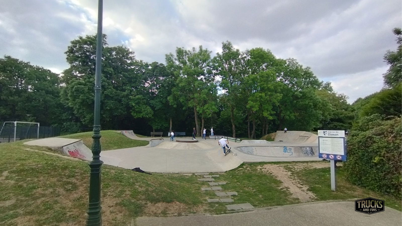 Clamart la Plaine skatepark